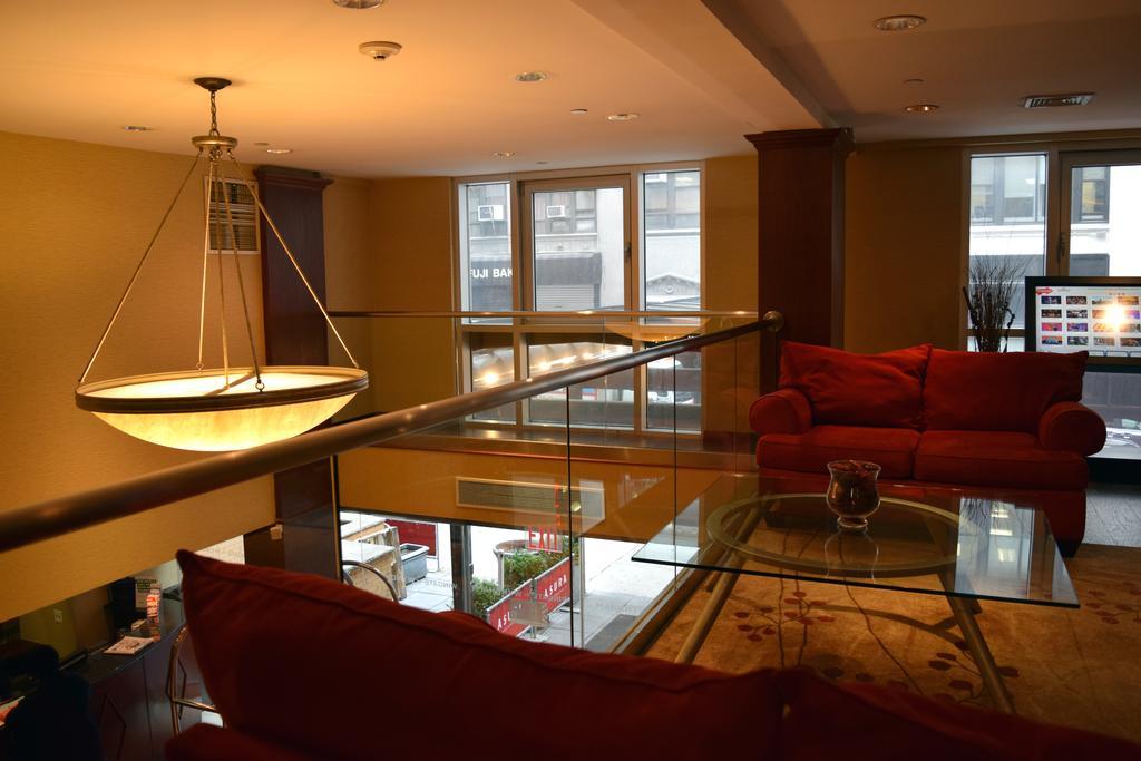 Wingate By Wyndham Manhattan Midtown Нью-Йорк Экстерьер фото