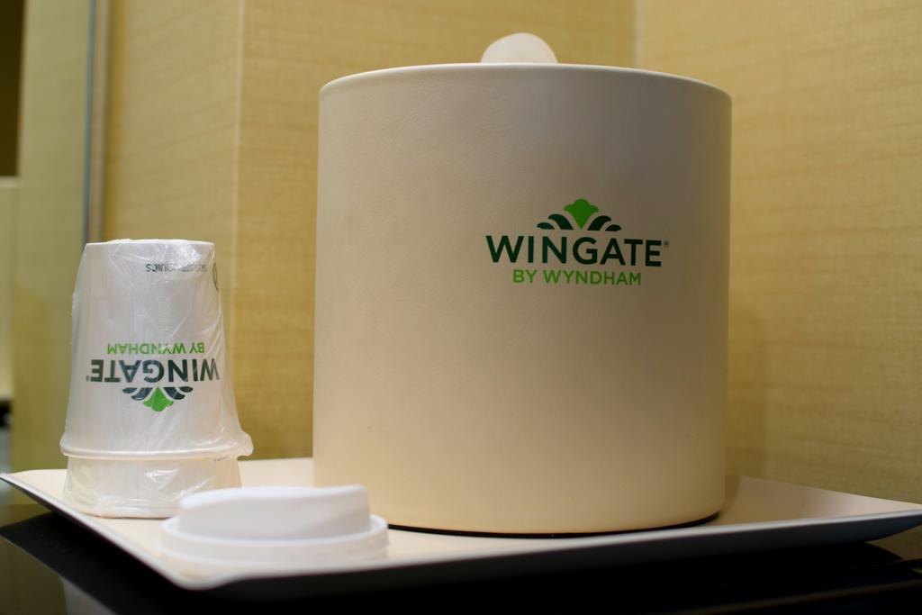 Wingate By Wyndham Manhattan Midtown Нью-Йорк Экстерьер фото